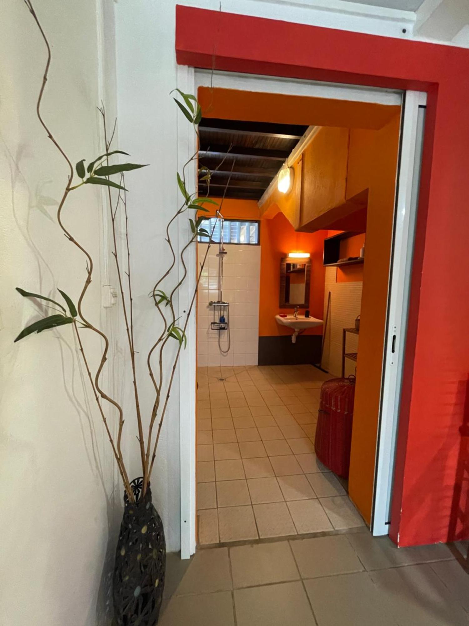 Appartement Ti Kaz Dan Bwa à Cayenne Extérieur photo